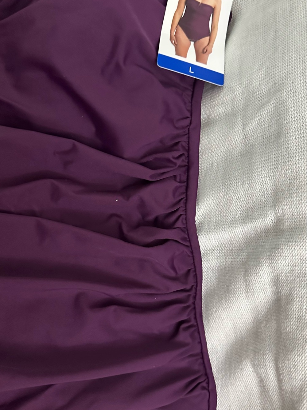 DKNY Plum u neckline detail One-Piece Swimsuit ,tummy control , bust support - Picture 7 of 10
